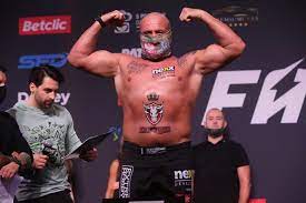13 lutego na gali mma vip marcin najman zmierzy się z taxi złotówą w walce na zasadach mma. Marcin Najman Nie Zgadza Sie Z Fame Mma Kpi Z Ich Decyzji O Dyskwalifikacji Wideo Super Express