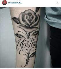 Rose And Name Tattoo Rose Tattoo With Name Tattoos Mom Tattoos