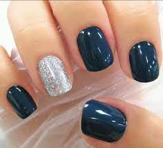 I have short nails and am sick of doing plain nail polish. Pin By Brooklyn Hollingshead On Nail Game Going Strong Navy Nails Makeup Nails Nails