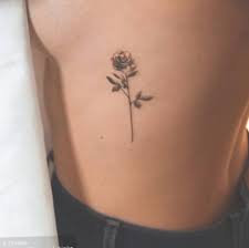 20 Tattoo Rose Rippe Klein Rosen Tattoo Rosen Tattoo Klein Kleine Rose Tattoos