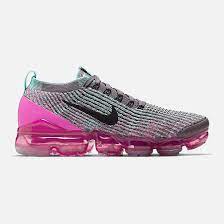 Da nencini sport puoi trovare i migliori prodotti finish line sconti fino al 29%. Women S Nike Air Vapormax Flyknit 3 Running Shoes Finish Line Running Shoes Nike Air Vapormax Nike Shoes Jordans