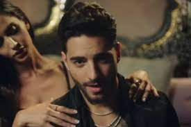 Todas las música y canciones de maluma. Maluma Impacta Con Fotos Junto A Modelo De Felices Los 4 Kebuena
