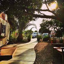 How Was Your First Day Of 2013 Bergies Bergiescoffee Gilbert Arizona Instaaz Coffeeroasters Coffeeshop Jj Instata Great Places Coffee Shop Arizona