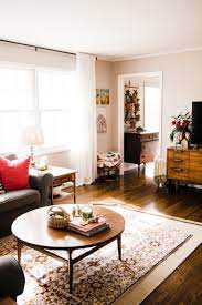 Home Tour A Carefully Collected Vintage Ranch Home Retro Den Vintage Furniture And Homewares Retro Home Decor Home Decor Home