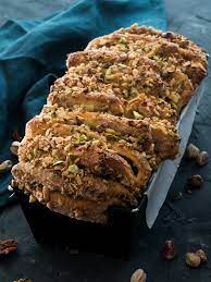 Zupfbrot Mit Nussen Und Honig Aka Baklava Pull Apart Bread What Bakes Me Smile Rezept Baklava Susse Brotchen Zupfbrot