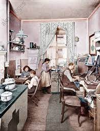 Berlin Wohnung Heimarbeit Foto 1910berlin Wohngebaude Berlin Kreuzbergstrasse 49 Kuche Gleichzeitig Arbeitsraum Zur An Berlin Geschichte Berlin Gebaude
