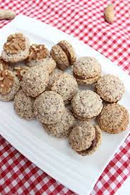 Gruensteinkitchen Walnussmakronen Platzchen Rezept Platzchen Backen Weihnachten Platzchen Backen