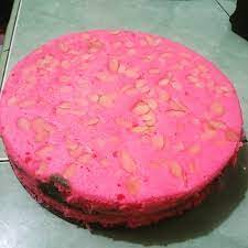 Kalau bolu kukus dicampur dengan si raja buah, apa kah bolu juga bakal jadi raja dari segala bolu? Resep Kue Bolu Buah Naga Simple Dan Nikmat Detiklife