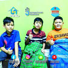 Pin Di Dokter Sunat Tuban