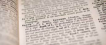 تعبير عن اللغة الانجليزية بالانجليزي مترجم 7 نماذج سهلة هات