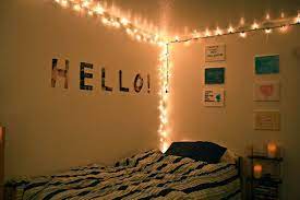Inspiring 35 Amazing Christmas Light Bedroom Decoration Ideas Https Usdecorating C Christmas Lights In Bedroom Bedroom Decor Lights Christmas Lights In Room