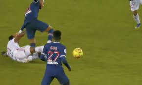 Le brésilien est sorti sur blessure contre caen. Neymar Annee 2020 Terminee Sa Blessure En Video Ici