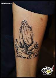 Tattoos In Ahmedabad Panosundaki Pin