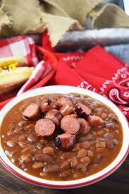 Stir in hot dogs, beans, chili sauce and catsup. Hot Dog And Hamburger Cowboy Beans Soulfully Made