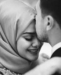 The Best Thing To Hold Onto In Life Is Each Other Muslim Couples African Weddings Indian Bridal Ni Cute Muslim Couples Muslim Couple Photography Muslim Couples