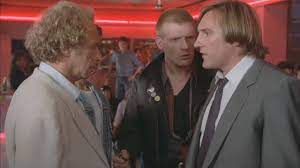 Le président du club est aussi son patron. Technique Du Coup De Boule Les Comperes 1983 Youtube