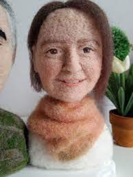 Kisiye Ozel Yun Vesikalik Filzen Puppen Figur