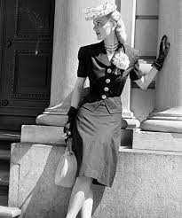 Trova una vasta selezione di vestiti anni 70a vestiti vintage da donna a prezzi vantaggiosi su ebay. Pin Di Une Nouvelle Vie Atelier Su Inspirations Moda Degli Anni 40 Abiti Vintage Vestiti Vintage