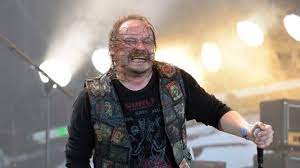 Recording guest vocals for the lg petrov of entombed a.d. 1eg5mqqh3p226m