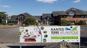 Enseignement secondaire (collège, lycée) ajoutez un catégorie. Jules Rieffel Dans Le Calme Et La Nantes Terre Atlantique Facebook