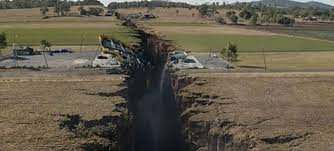 Washu Seismologist Who Loves Disaster Movies Reviews San Andreas The Source Washington University In St Louis