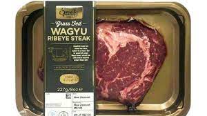 Cette nouvelle révélation sur le rôle joué par bruxelles dans la baisse des prix de vente de la viande survient alors que les agriculteurs mènent de. Aldi Presente Le Steak Le Plus Cher Du Monde Gq France