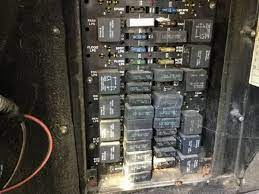 These files are related to kenworth t800 wiring schematics. Kenworth Fuse Box Location