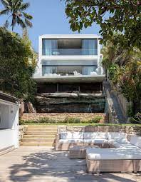 A Spectacular Unfolding House Overlooking Sydney Harbour Australian Architecture Architecture Australian Homes
