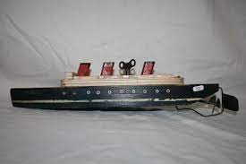 Ventes Aux Encheres A Narbonne Le Monde Du Jouet Jouet Jouets Anciens Jouet Enfant