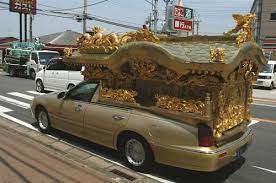 The Last Royal Ride Japanese Hearses Are Beautiful Temple Like Works Of Art Hearse Flower Car Riding
