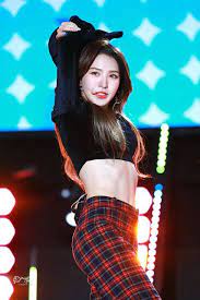 Red Velvet S Wendy Stuns With Her Firm Abs Wendy Red Velvet Red Velvet Velvet