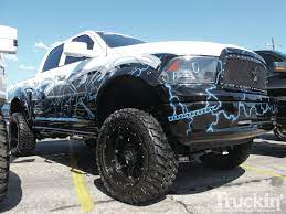 Cool Paint Jobs For Trucks Google Search Truck Paint Jobs Truck Paint Pickup Truck Accessories
