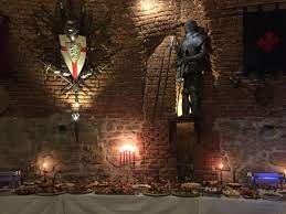 Avand 280 de locuri poate gazdui orice tip de eveniment: Pub 13 Alba Iulia Restaurant Reviews Photos Phone Number Tripadvisor