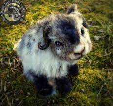 Incredibly Realistic Baby Animal Toys By Sculptor Lee Cross Cube Breaker Realistic Stuffed Animals Baby Animals Animal Babies Toys