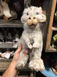 Photos Every Adoptable Creature At The Creature Stall In Star Wars Galaxy S Edge Wdw News Today Tauntaun Creatures Star Wars