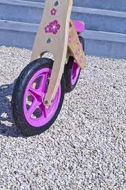 C'était pour faire un complément avec un gravier existant mignonette plus fin et contenant plus de silex beige, car votre produit et un peu trop blanc bien que ce soit encore chez vous que j'ai trouvé une. La Mignonette Beige Est Un Petit Gravillon Roule De Couleur Beige Clair Blanc Elle Est Extraite Lavee Puis Calibree Beige Couleur Beige Clair Couleur Beige