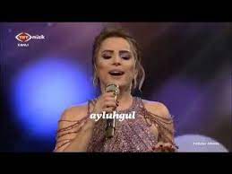 Aysen Birgor Once Tuttun Elimden Sonra Neden Biraktin Youtube Youtube Muzik Videolar