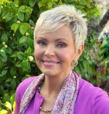 Many a time's styling hair for older women can be a real tough task more so cause of thinning of. 2019 Short Hairstyles For Older Women With Thin Hair Short Haircut Com