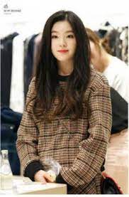 Ten Kpop Female Idols Who Are Naturally Beautiful And Was Showered With Talents Who Do You Think Are These Multi Ta Red Velvet Irene Red Velvet Velvet Fashion