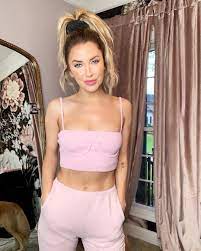 Twitter Is Pumped Because Bachelorette Kaitlyn Bristowe Is Finally Going To Be On Dancing With The Stars Kaitlyn Bristowe Dancing With The Stars Kaitlyn