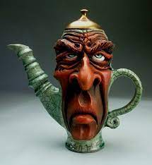 Mitchell Grafton Iguana On Face Jug Ceramic Sculpture Not The Face But This Is A Good Idea Description From Pinterest C Tea Pots Raku Pottery Sculpture Art