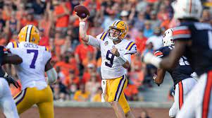 Free college football picks, weekly betting tips, parlays and predictions from the ncaa football experts at doc's sports. 10 College Football Picks Against The Spread Ats For Week 2