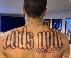 Jayson tatum showed off his new back tattoo on social media and fans noticed a blatant mistake on the piece. Jayson Tatum Shows Off New Massive Back Tattoo