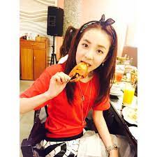Dara Eating Crabs Ig 072915 Korean Girl Groups South Korean Girls South Korean Idol