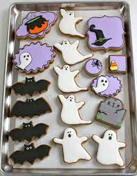 So you can get down to decorating cookies with your kids with less mess and fuss… Can You Use Anything Besides Egg Whites Or Meringue Powder To Make Royal Icing Sweetopia