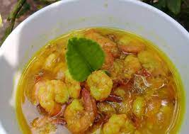 Udang juga termasuk salah satu jenis seafood yang memiliki rasa enak, sehingga tak heran jika saat ini terdapat banyak olahan makanan yang bisa di kreasikan menggunakan bahan udang. Resep Udang Bumbu Kuning Oleh Dina Ayuning Putri Cookpad