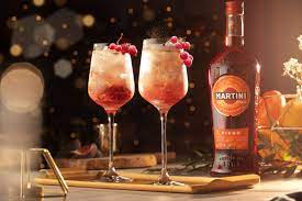 Due iconici martini del connaught bar per il martini day | coqtail milano. Tre Cocktail Per Natale Nella Tradizione Martini