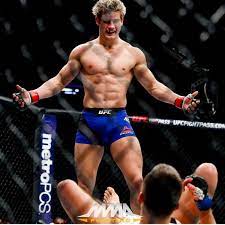 Pin By Brandon Baugh On S F Brawl Ufc Fighters Men Ufc Fighters Sage Northcutt