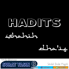 وَلَهُمْ فِيْهَا مَنَافِعُ وَمَشَارِبُۗ اَفَلَا يَشْكُرُوْنَ wa lahum fīhā manāfi'u wa masyārib, a fa lā yasykurụndan mereka memperoleh berbagai manfaat dan minuman darinya. Faedah Membaca Surat Yasin Setelah Mendirikan Waktu Magrib