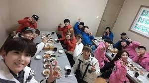 Running Man Cast And Idol Guests Enjoy A Meal Together After Shoot Running Man Cast Running Man Running Man Members